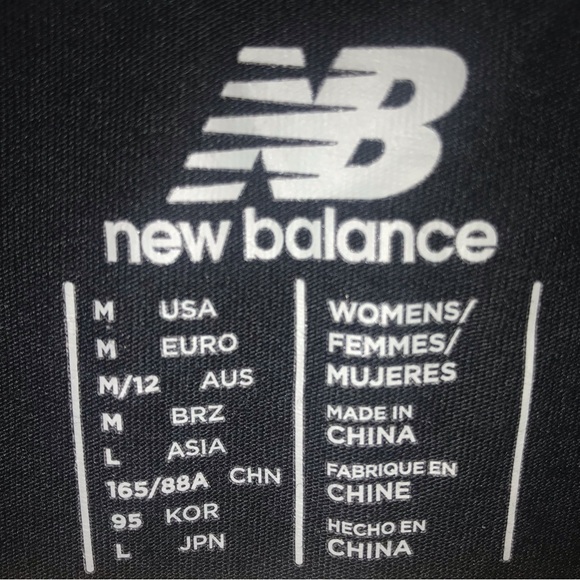 2 New Balance shirts - Picture 4 of 4